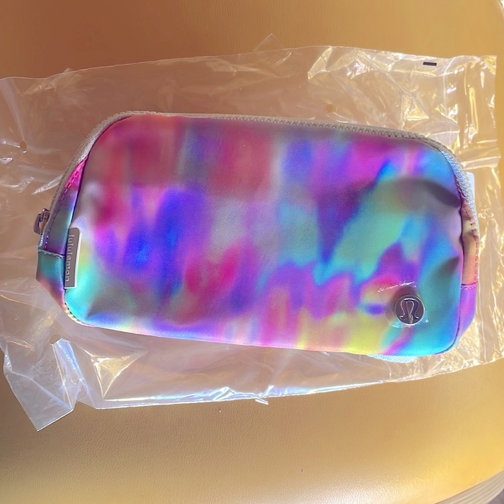 Lululemon athletica Everywhere Belt Bag 1L in Tye Dye NWT